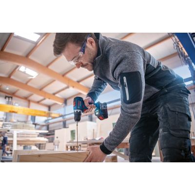 26. Bosch Combi-Kit 4 Geräte 18V Batterie