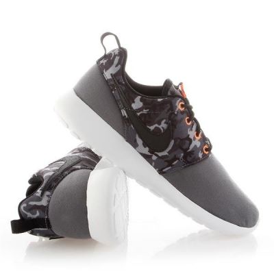 3. Nike Roshe One Print Jr 677782-004 Schuhe