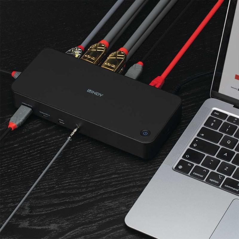 7. Universelle Hybrid-Laptop-Dockingstation mit USB Typ-C und Typ-A sowie 3x4K-Unterstützung (DP, HDMI)