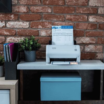 5. Brother ADS-4100 Duplex-Dokumentenscanner mit ADF bis zu 35 Seiten/Minute | Beidseitiges Scannen | Automatischer 60-Blatt-Einzug | USB 3.0-Anschluss | USB 2.0-Anschluss
