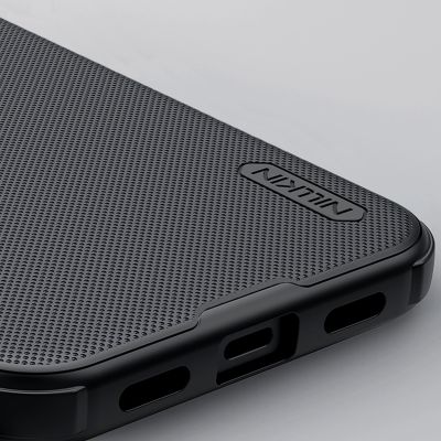 8. Nillkin Super Frosted Shield Pro Hülle für Google Pixel 10 Pro XL - Schwarz