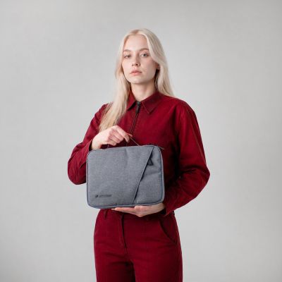 7. Wozinsky WTNP-11G Laptoptasche (10-11 Zoll) mit ausziehbarem Griff – Grau