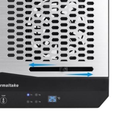 6. Laptop-Kühlpad Thermaltake Massive TM CL-N002-PL12BL-A (17.x Zoll; 2 Lüfter; Hub)