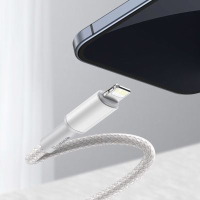 9. BASEUS USB-C-auf-Lightning-Kabel 20 W, 5 A, 1 m (weiß)