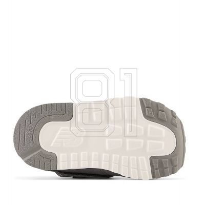 5. New Balance Jr NW574DG Schuhe