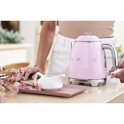 6. SMEG Wasserkocher (KLF05PKEU) Mini 0,8L rosa