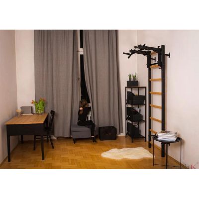 2. GYMNASTIK-SPROSSENWAND BENCHK MIT METALL-KLIMMZUGSTANGE MIT 6 GRIFFEN 231B