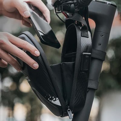 13. Rockbros Tasche 3011006301 für den Lenker eines Fahrrads oder Rollers 1,3 l – Schwarz