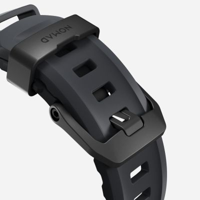 4. Nomad Rocky Point Armband, schwarzes Leder, Titan