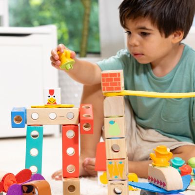 7. Melissa & Doug MDT BBN Blockables Town Pyst GML