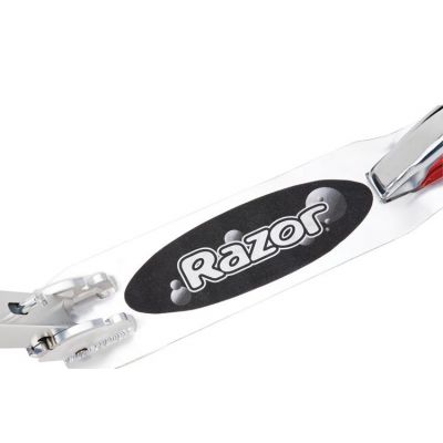 6. Razor A5 Lux Scooter 13073067 (Schwarz)