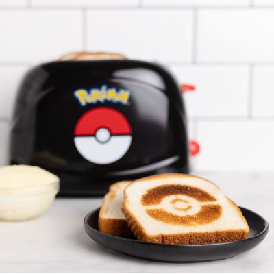 5. Mad Monkey Pokémon – Toaster (2 Stück). Schwarz, Rot, Weiß.