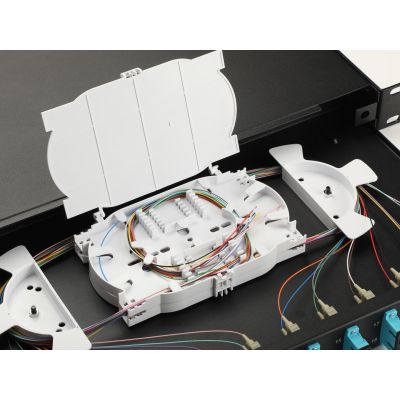 6. Equip 337302 1U Patchpanel