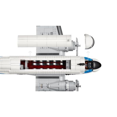 6. LEGO Icons 11378 - Douglas DC-3 PAN AM Passagierflugzeug