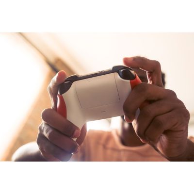 146. Microsoft Xbox Series Controller – Pulsierendes Rot