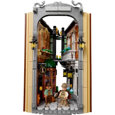 3. LEGO ICONS 10351 Sherlock Holmes: Bücherecke