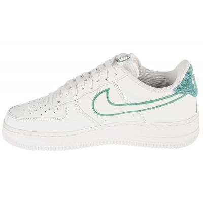 2. Nike Air Force 1 07 LV8 M FN8349-100 Schuhe