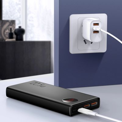 9. Baseus Adaman Powerbank mit Schnellladung 20000 mAh 22,5 W + USB-A - USB-C 3A Kabel 0,3 m schwarz