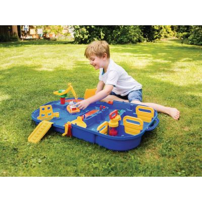 3. AquaPlay Wasserbahn in einer abschließbaren Simba-Tasche