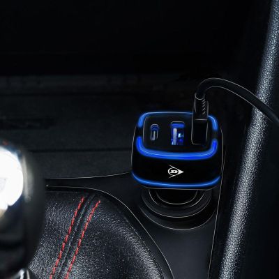 2. DUNLOP MULTI-KFZ-LADEGERÄT 2x USB A + USB C