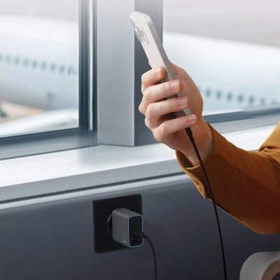 5. Cuktech CUKAD653EUGR 65W GaN-Wandladegerät 2 x USB-C 1 x USB-A - Grau