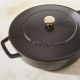 7. STAUB 40511-472-0 Tiefe Bratpfanne mit Deckel - Schwarz 28 cm
