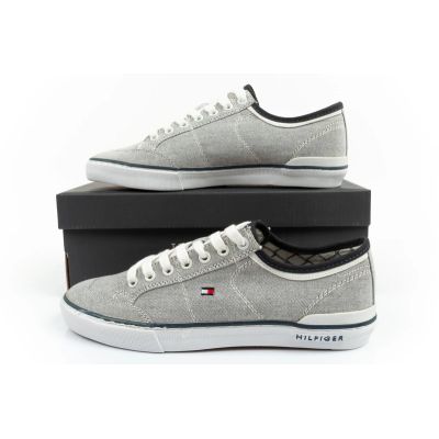 24. Tommy Hilfiger M FM0FM00401 Schuhe