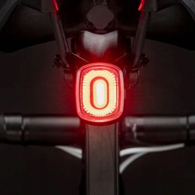5. Rockbros Q2S LED-Fahrradrücklicht mit Smart Stop System + USB-C - USB-A Kabel - Schwarz