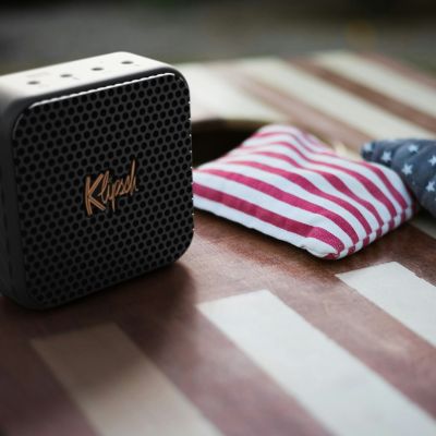 10. Klipsch Austin – Tragbarer Bluetooth-Lautsprecher
