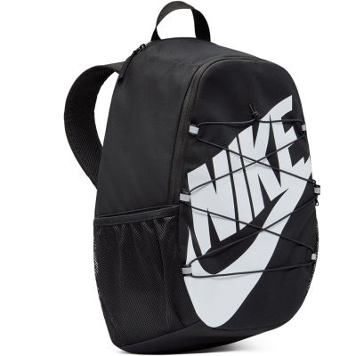 2. Nike Heritage Sweep Rucksack IO8733-010
