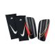 Nike Mercurial Lite SuperLock Fußball-Schienbeinschoner Schwarz DN3609 010
