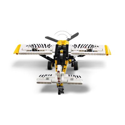 5. LEGO Technic 42198 Frachtflugzeug