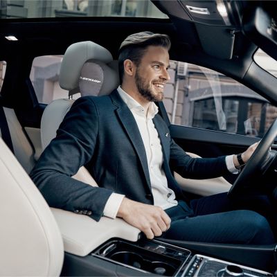 8. DUNLOP Reisekissen mit Kopfstütze