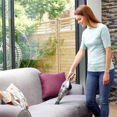 11. BLACK+DECKER NVC220WC 7,2V Akku-Handstaubsauger