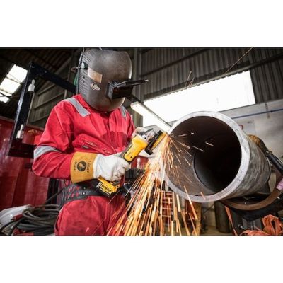 5. DeWALT 18V DCK853P4 8-teiliges Kombi-Set