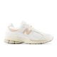 8. New Balance U M2002RVF Schuhe