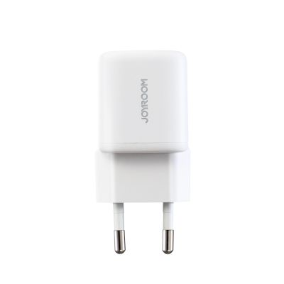 3. Joyroom JR-TG7 33W USB-A + USB-C Wandladegerät mit 60W USB-C auf USB-C 1m Kabel - Weiß