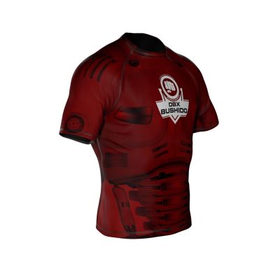 Der Kompressions-Rashguard „Cyborg“ besteht aus DBX MORE DRY M-Material.