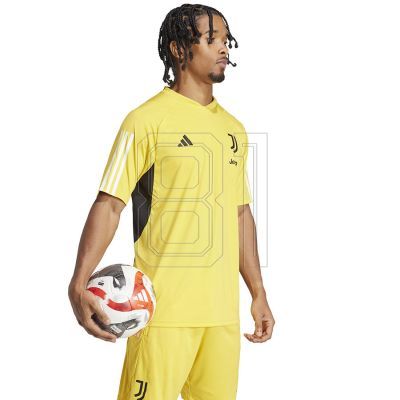 9. adidas Juventus Trainings-T-Shirt JSY M IQ0875