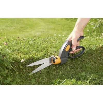 3. GS42 Servo-Grasschere
