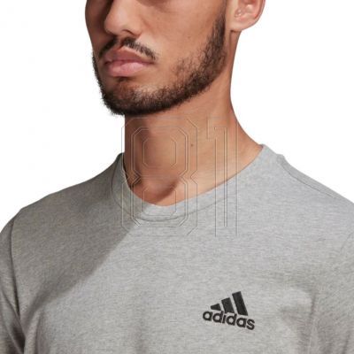 5. adidas M SL SJ TM T-shirt GK9641