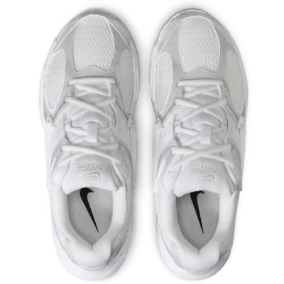 3. Nike V5 RNR W HQ7901-101 Schuhe