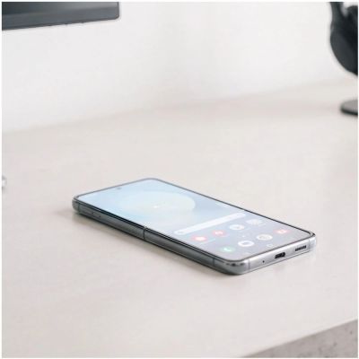 7. Tech-Protect Glass Fit+ 2er-Pack Schutzglas + Tech-Protect Hydro Flex+ 2er-Pack Hydrogelfolie für Samsung Galaxy Z Flip 7 / 8