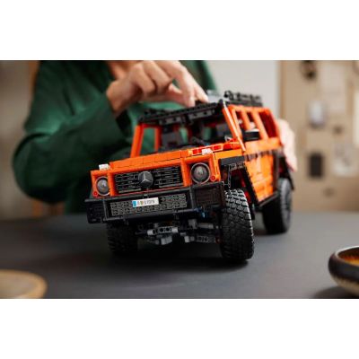 24. LEGO Technic 42177 Mercedes-Benz G 500 PROFESSIONAL Linie