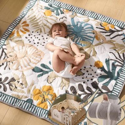 4. Momcozy Spielmatte „Grüner Wald“