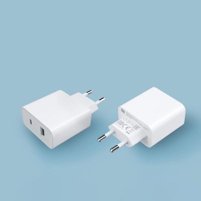 6. Xiaomi Travel Charger Combo Schnellladegerät USB-A / USB-C 33W PD weiß (BHR4996GL)