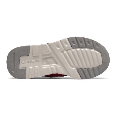 6. New Balance GC574SOL