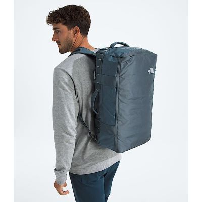 4. The North Face Base Camp Voyager Reisetasche 42L – Grau/Frostgrau