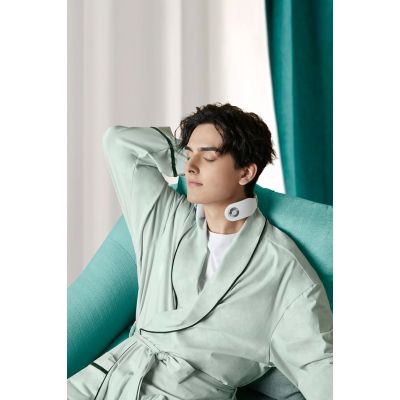 20. Nackenmassagegerät weiß 4098E SKG