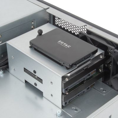 8. Silverstone Stand RM23-502-MINI Schwarz